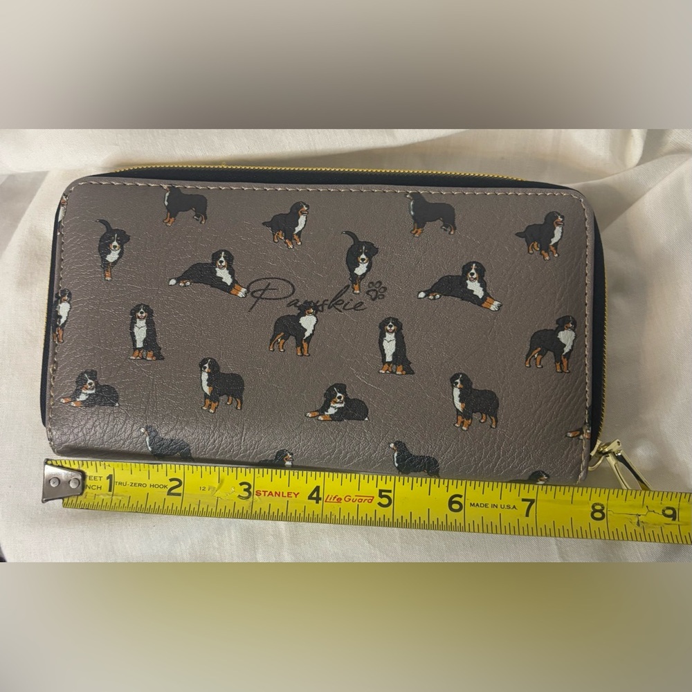 PAWSKIE Tan and Black Dog Design Zippered Wallet Clutch EUC Gold Hardware - Picture 10 of 11
